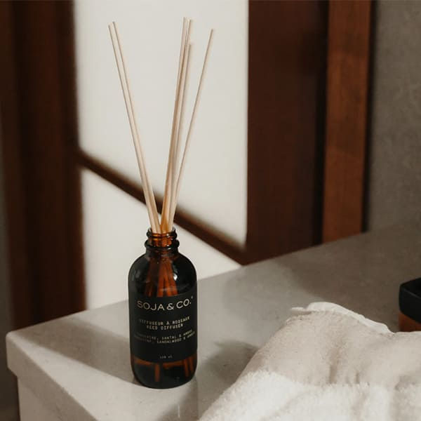 Diffuseur à roseaux | Tangerine, Sandal wood & Amber