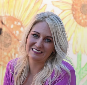 Writer: Lindsay Smith