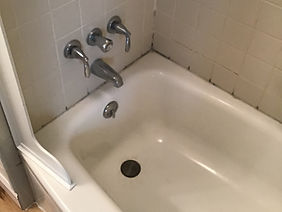 Bathroom Remodel 3 - Before (2).jpg