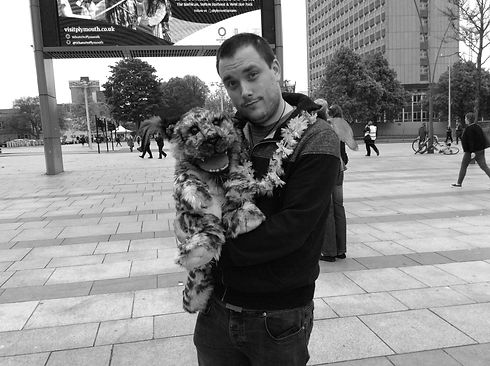 Nipper%20and%20Jon%20Nash_edited.jpg