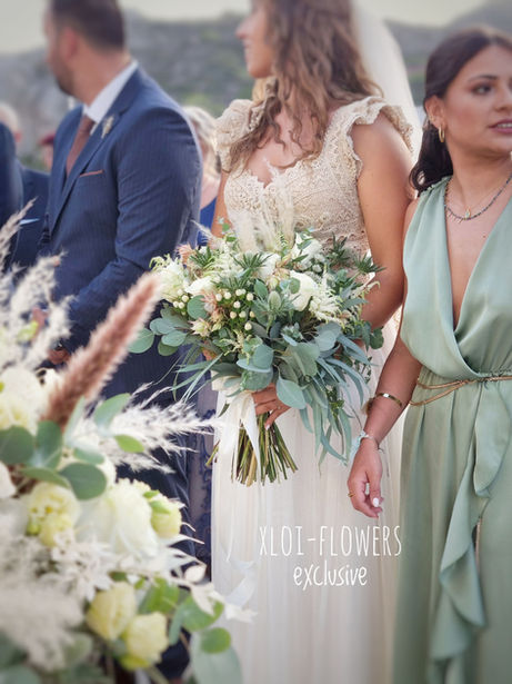 Bohemian bridal bouquet