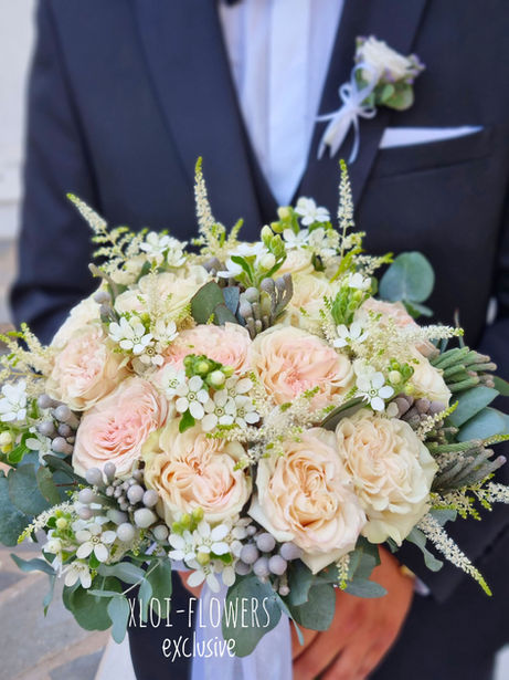 David Austin roses with astilbe