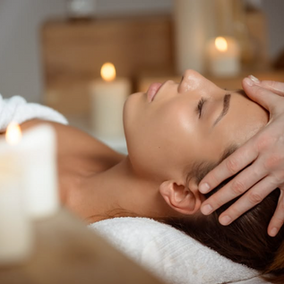 🌟 Massage Thérapeutique – Guérir l’âme pour apaiser le corps 🧘‍♀️