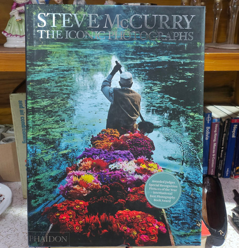Book: Hardcover Steve McCurry The Iconic Photographs | Mysite
