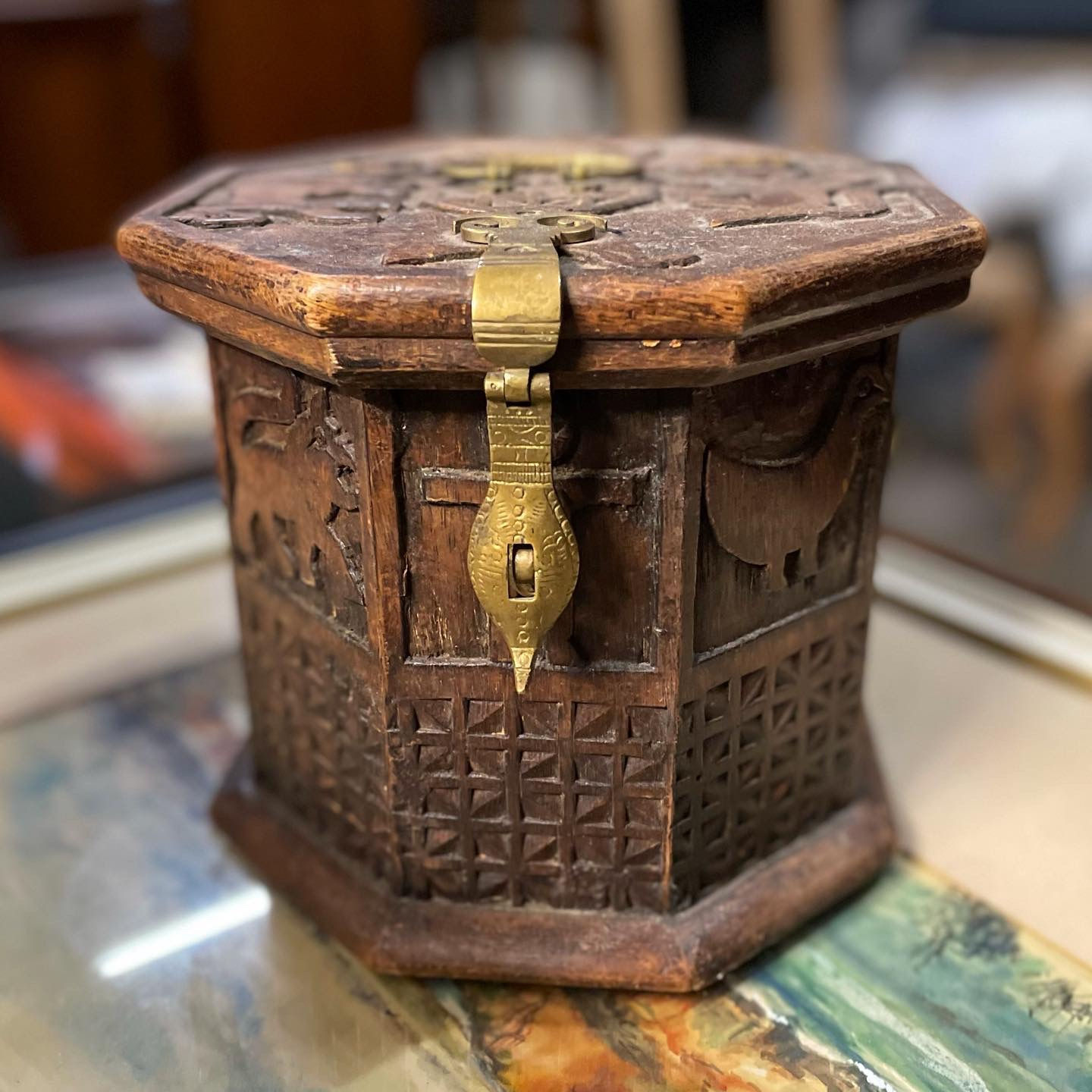 Small Round Wooden Decorative Box in Good Condition