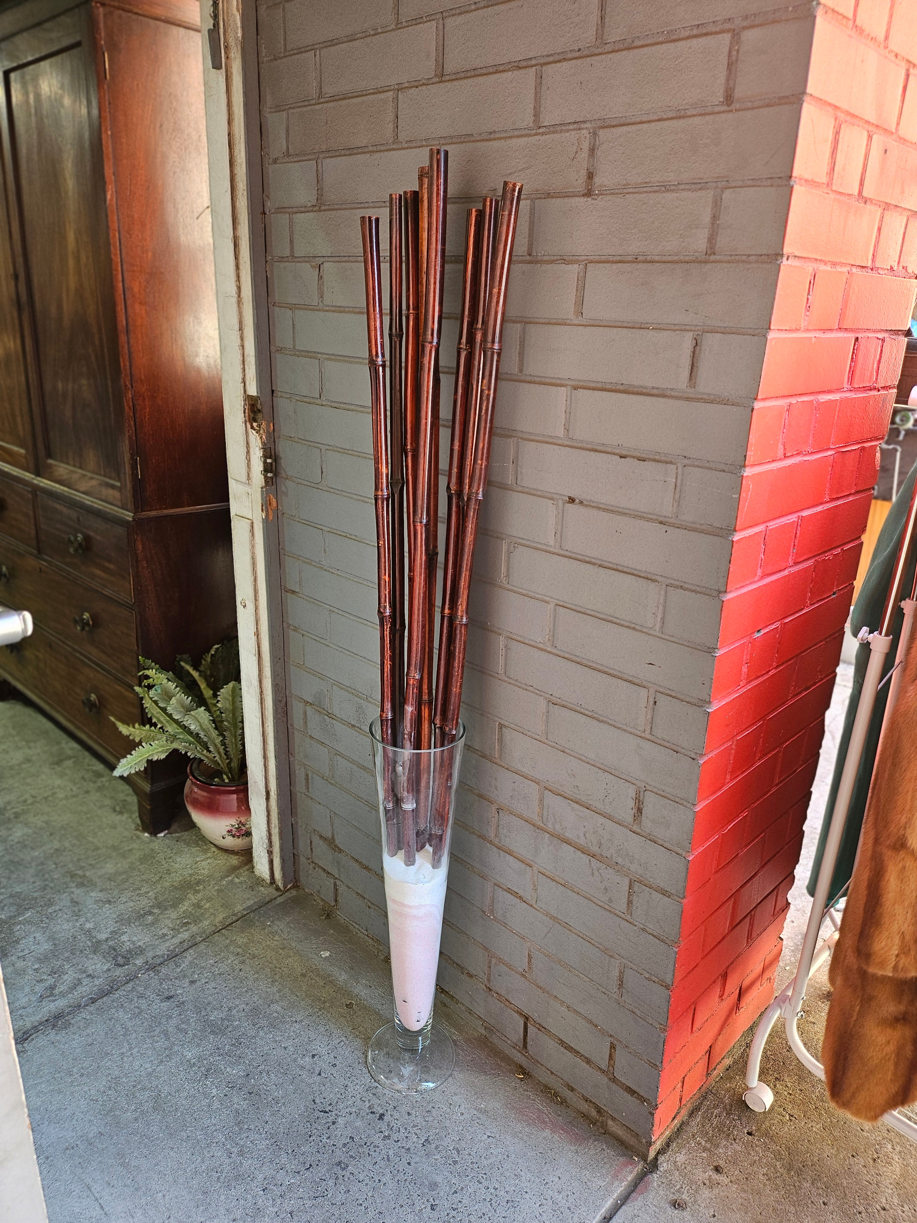 Floor Vase: Modern Clear Glass Floor Vase W/ Bamboo Sticks