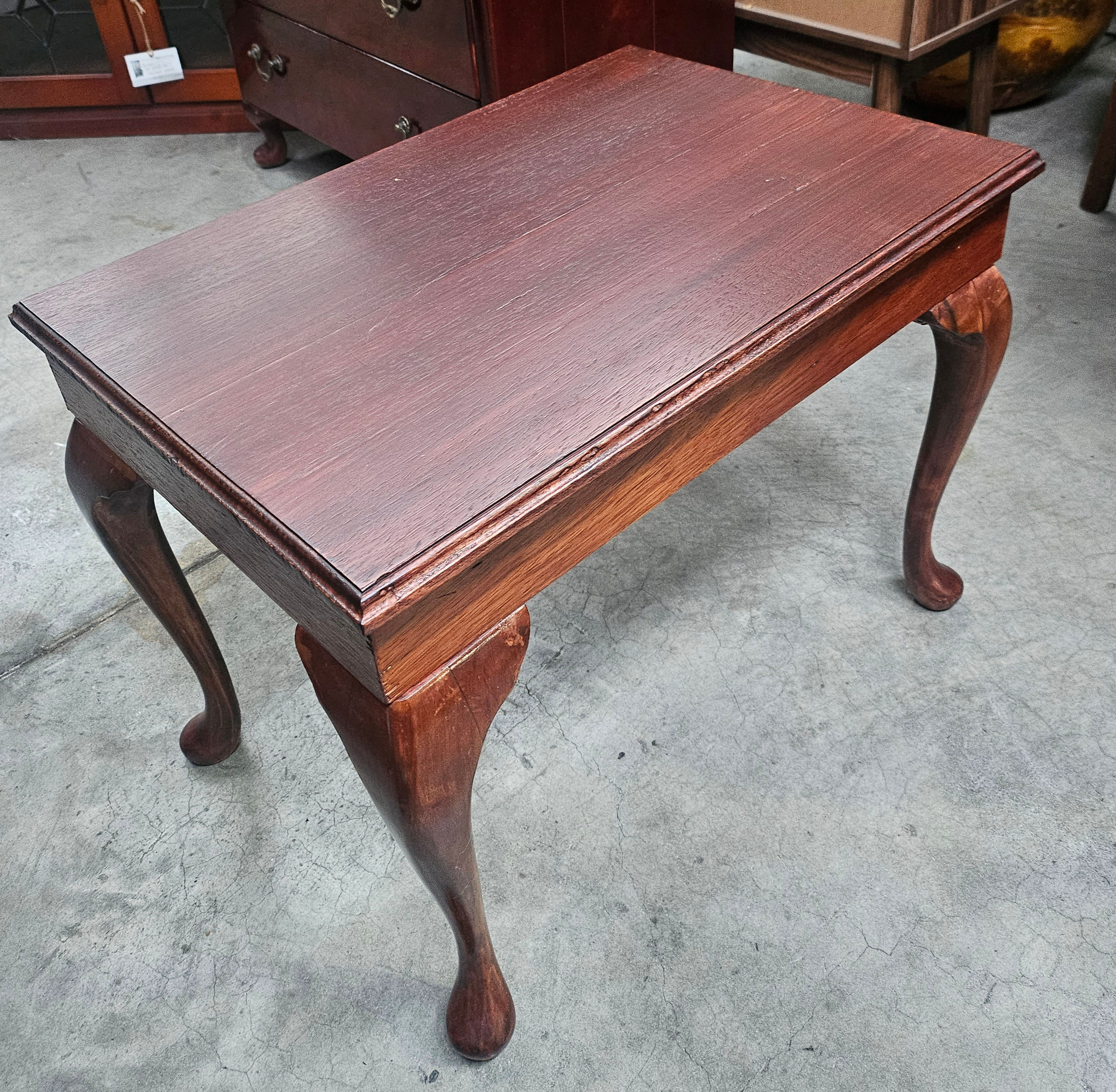 Side Table: Vintage Rectangular Queen Anne Style Side Table W/ Cabriole Legs