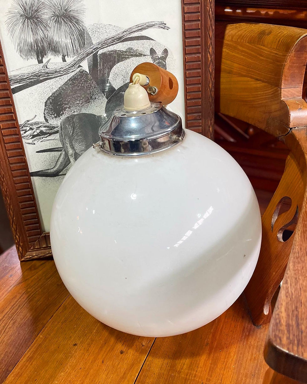 Thumbnail: Large Vintage Simple Down Lighting White Pendant
