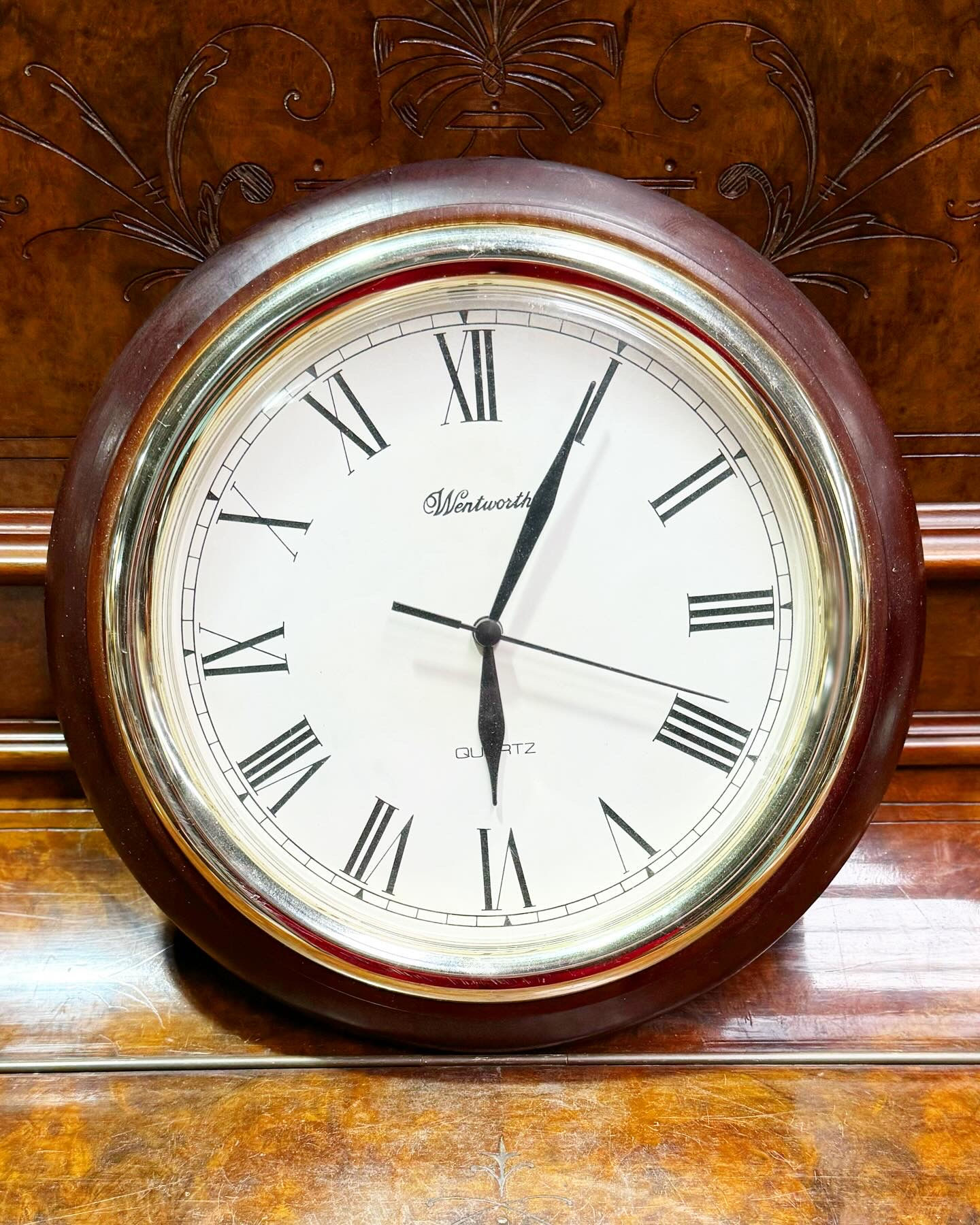Vintage Wooden Wentworth Round Quartz Wall Clock from C.1980’s 