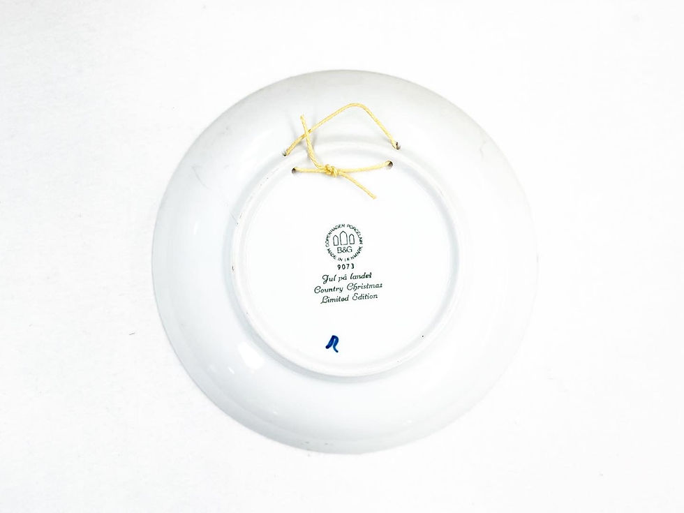 Thumbnail: Collectible Cobalt Blue Jul på lander Country Christmas Edition Plate 