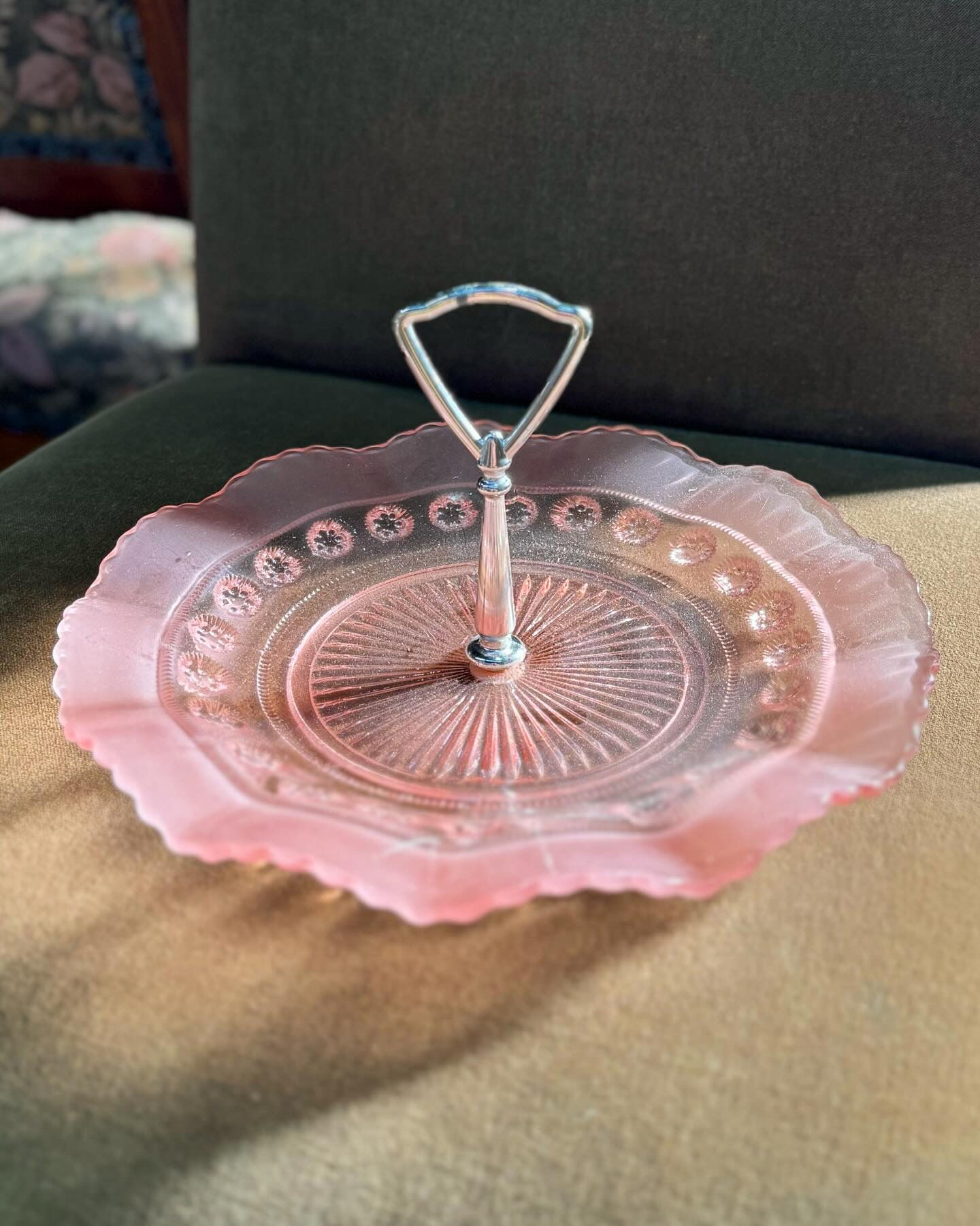 Vintage Frosted Pink Depression Glass Round Ribbed Serving Tray