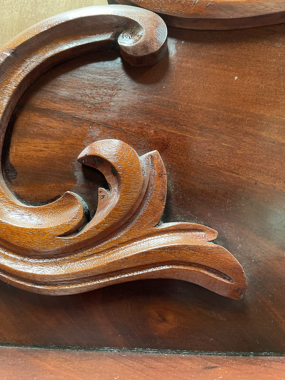 Thumbnail: Spectacular Georgian Mahogany Chiffonier from C.19th century 