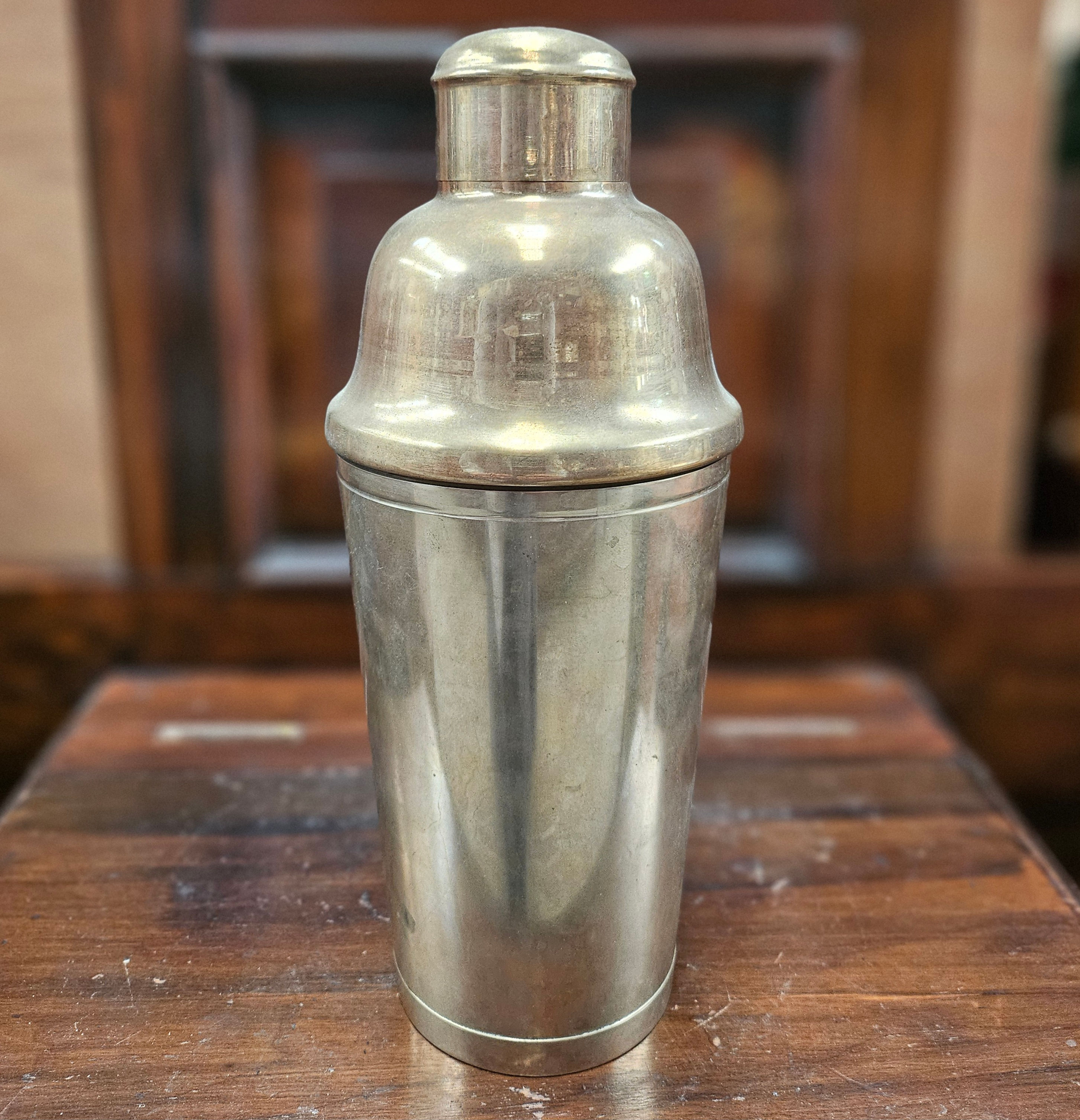 Cocktail Shaker: Brass Cobbler Cocktail Shaker W/ Built In Strainer