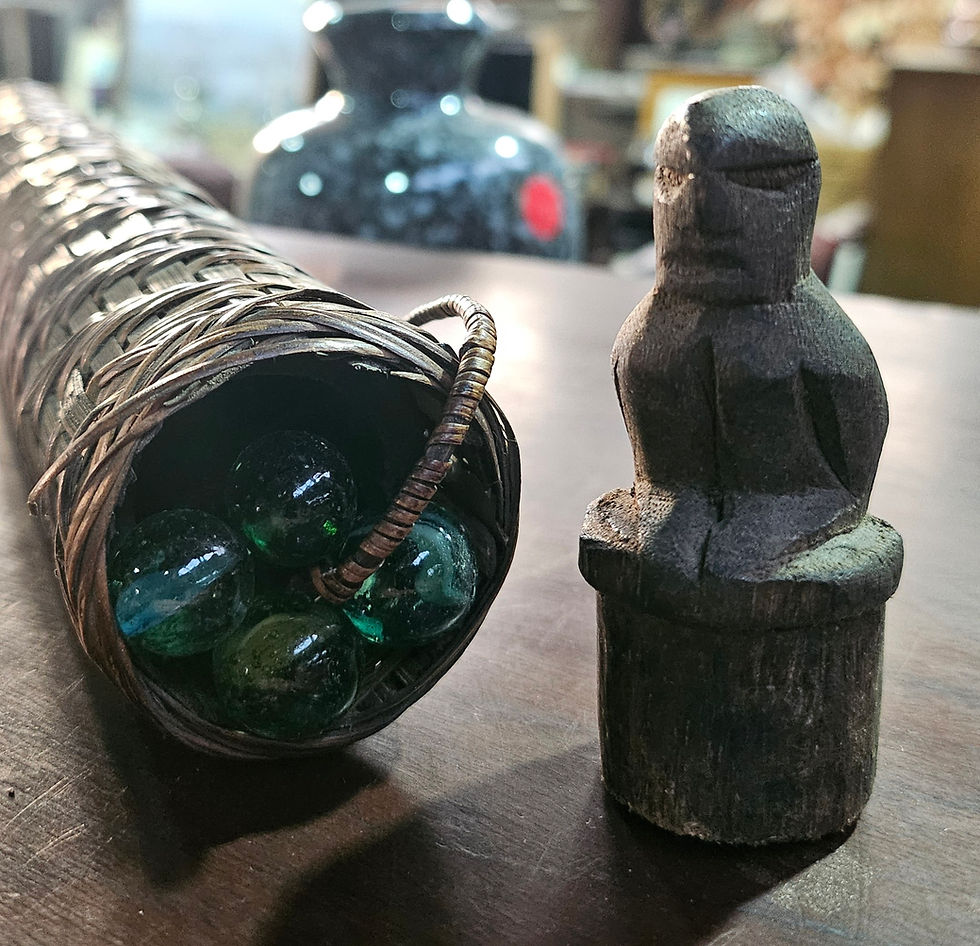 Thumbnail: Quiver: Unique Vintage Filipino Bamboo And Ratten Quiver
