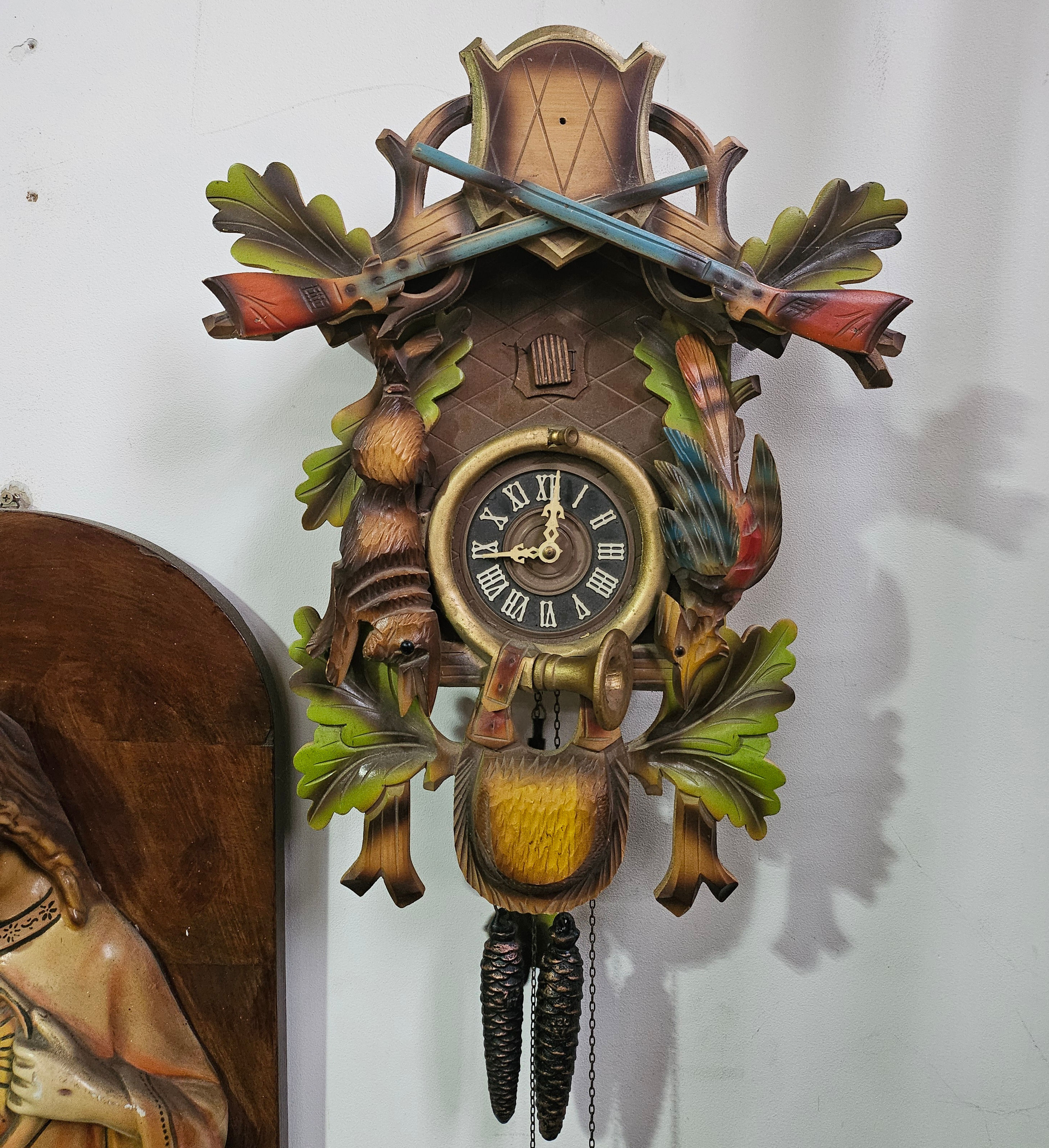 Cuckoo Clock: Vintage Hunting Scene Cuckoo Clock