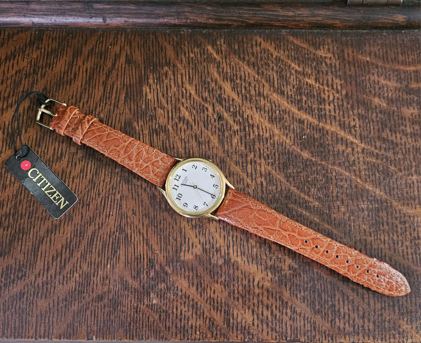 Watch: Vintage Citizen Quartz Wristwatch W/ Brown Textured Leather Band