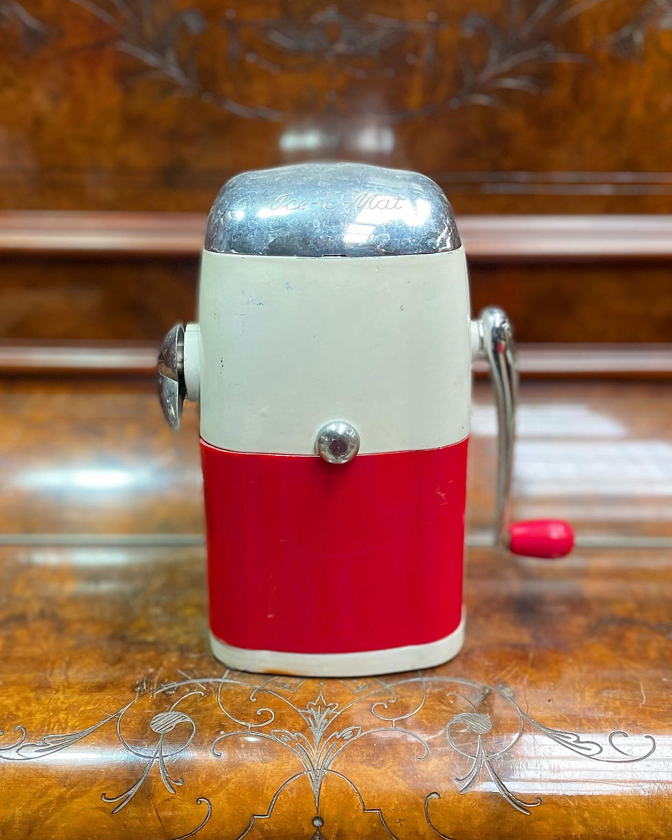 Classic Vintage Revival Hand-Cranked Ice-O-Mat Ice Crusher (Australia)