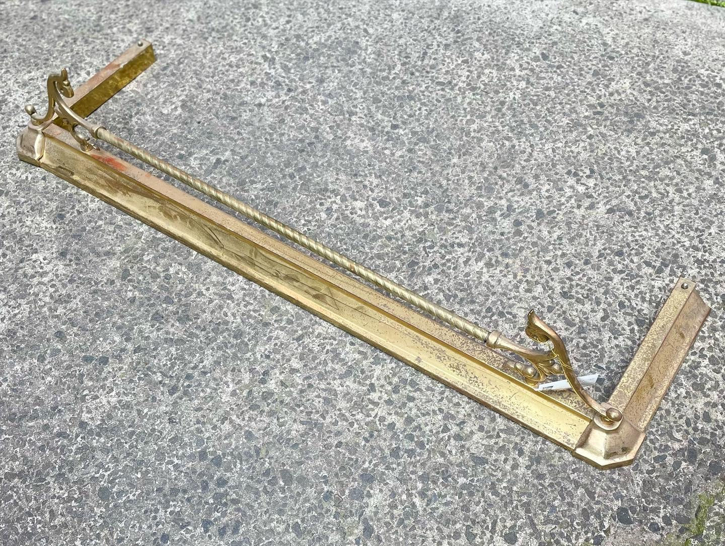 High-Quality Ornate Copper Vintage Fireplace Fender by Walner Copperware (Austra
