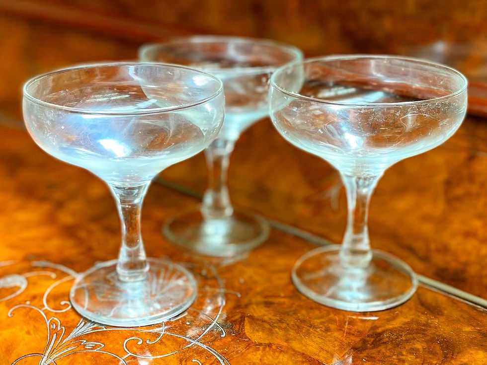 Vintage Clear Glass Set of 3 Martini Cocktail Glasses from C.1980s