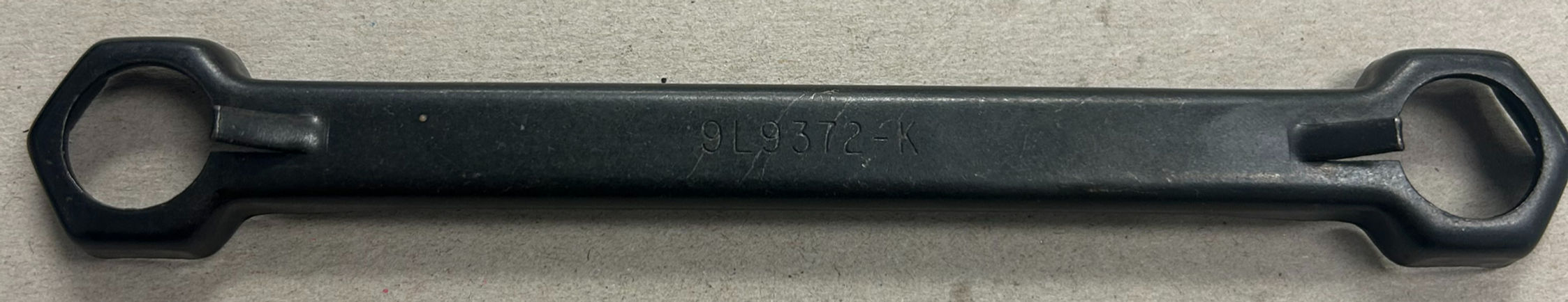 9L-9372 Genuine CAT Lock-Fuel Nozzle Adapter