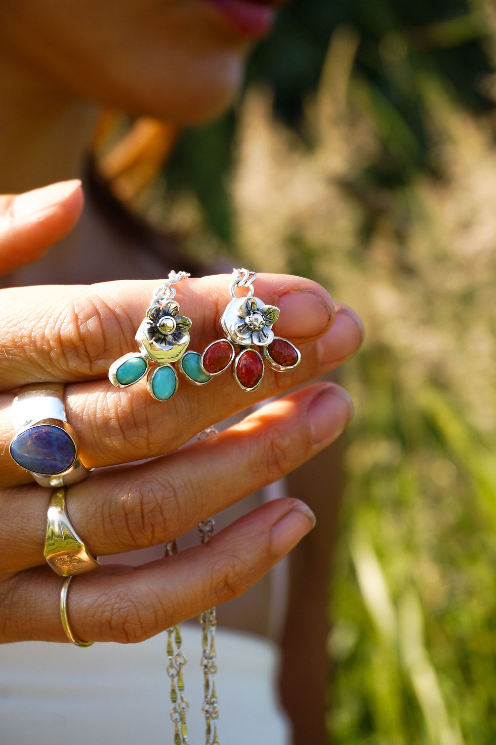 Thumbnail: Honeycomb Flower Necklace