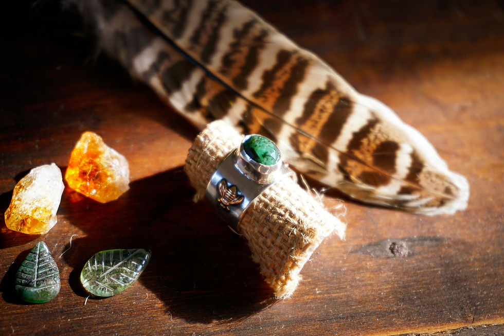 Thumbnail: Raw Emerald Bee ring 5.25 wide band