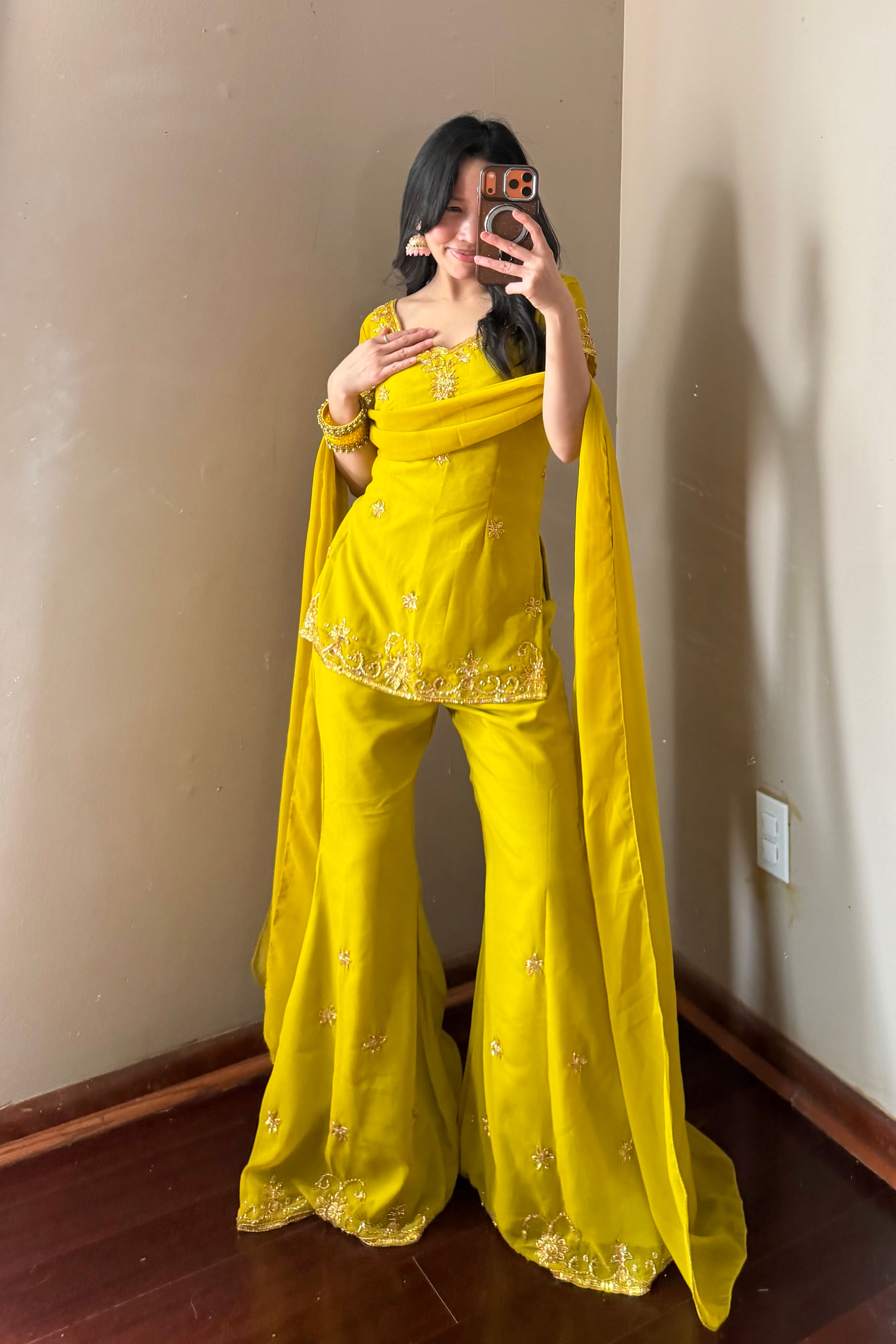 90sh Handwork Kurta Suit