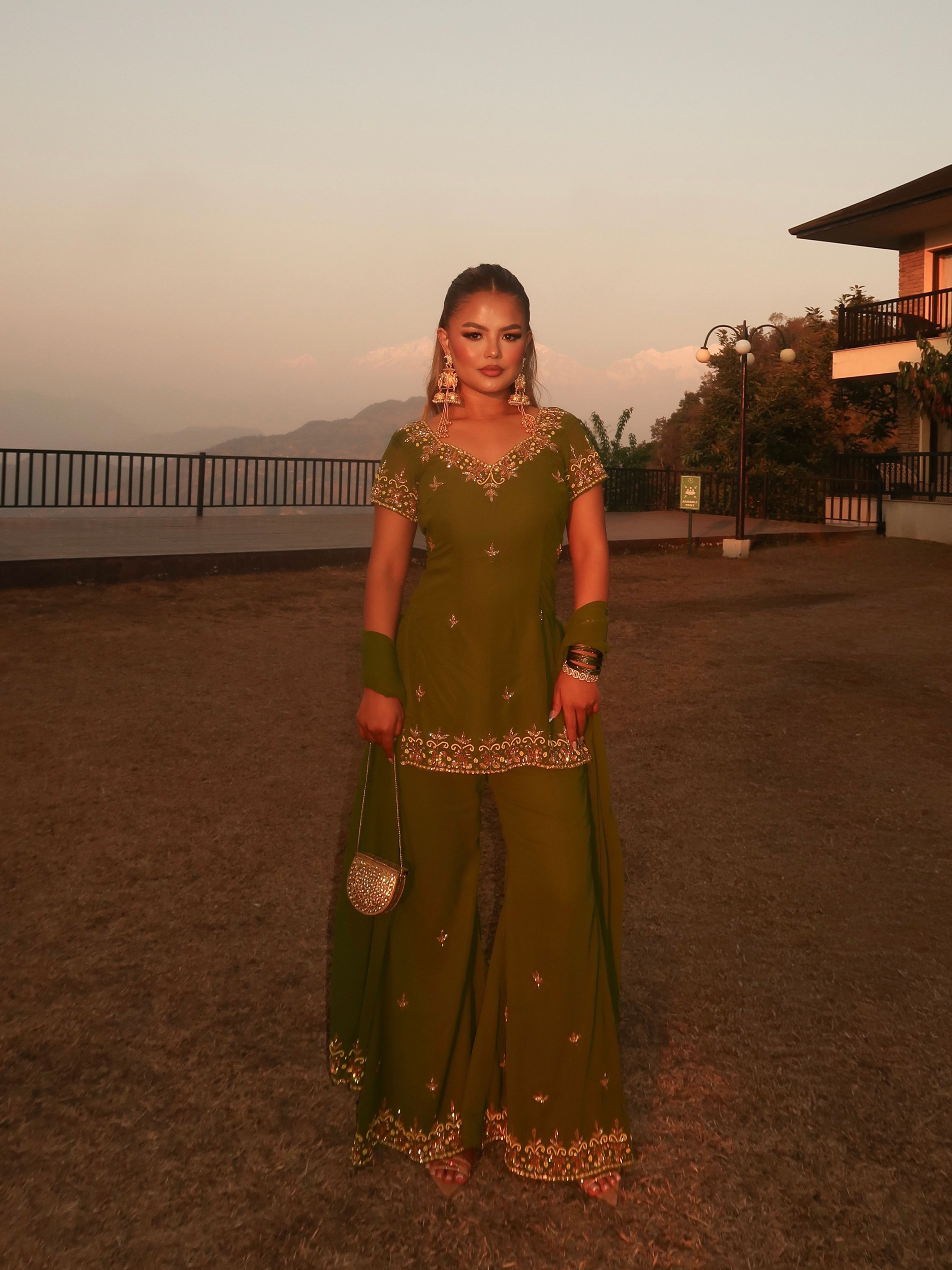 90sh handwork Kurta Suit 