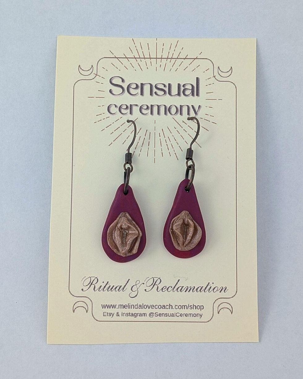 Thumbnail: Vulva Earrings