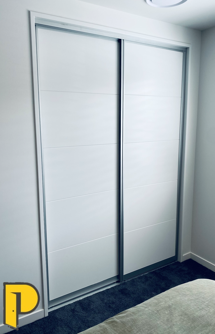 Whisper slider pair, sliver tracks, Horizon V panel - Paraparaumu Doors & Joinery - Kapiti, Wellington