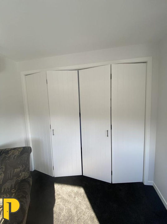 Avon V 4-door bifold - Paraparaumu Doors & Joinery - Kapiti, Wellington