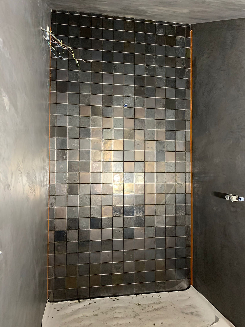 Badkamer vloer en tegelwerken