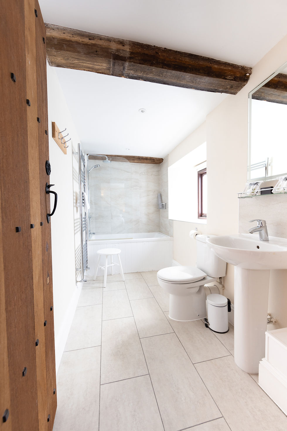 Family Suite Bathroom