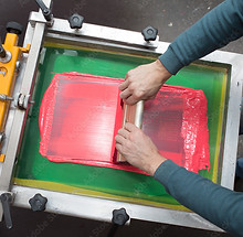 Momentum Design Co. Specializes in Screen Printing