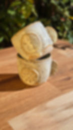 Tasse à café en grès moucheté Lemon Cup avec citron en relief émaillé