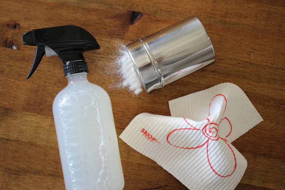 Cleaning with LungSafe Household Products