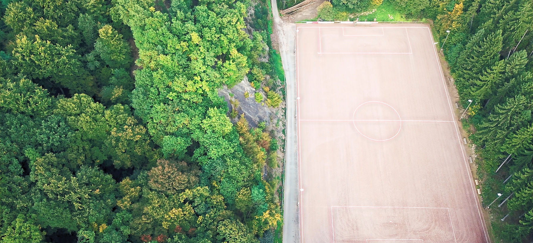 Bild Sportplatz für Mannschaftsaufstellu