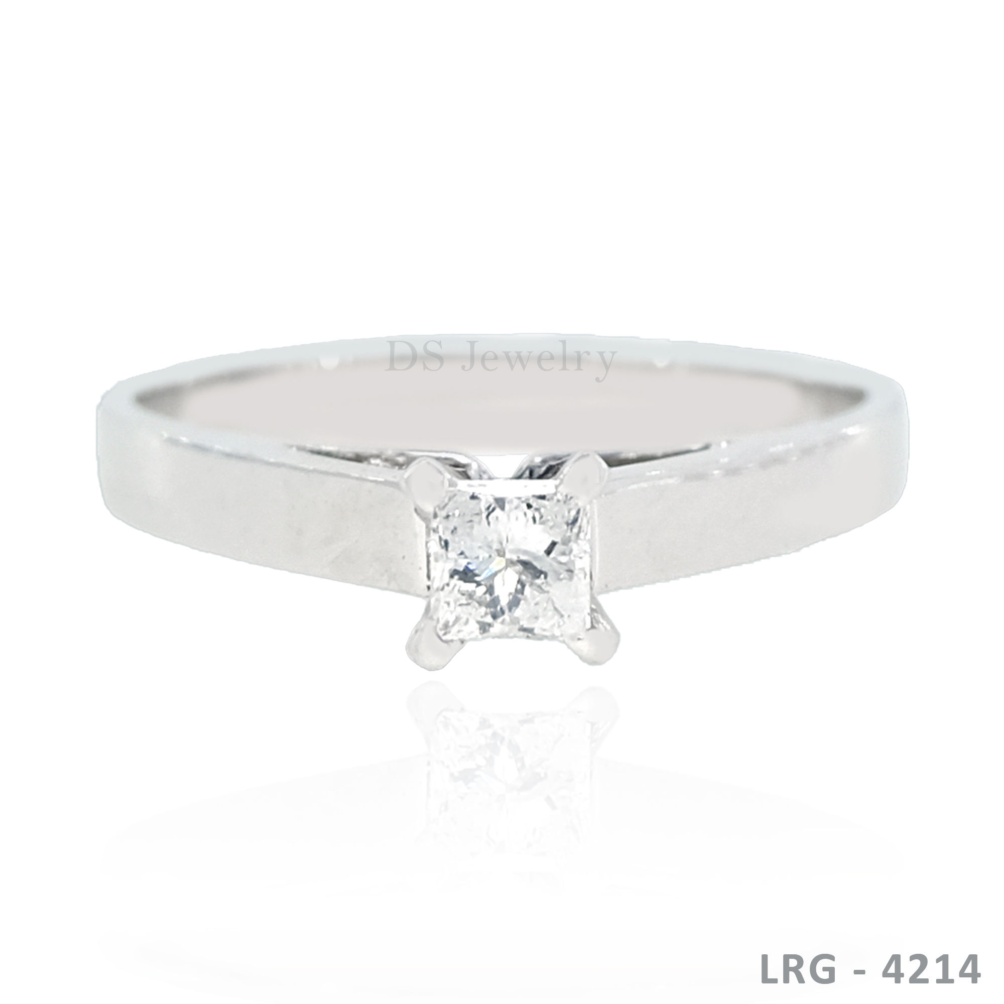 14K-WG Solo Princess Cut Design Ring