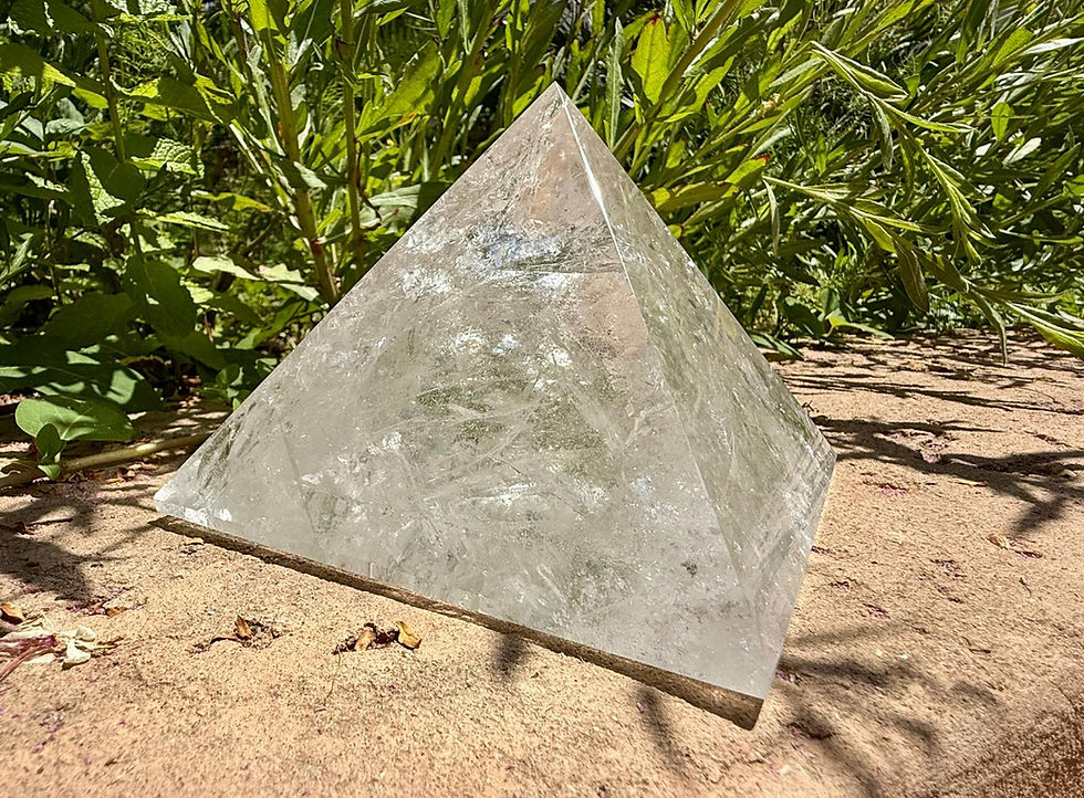 Miniature : Bergkristall-Pyramide groß