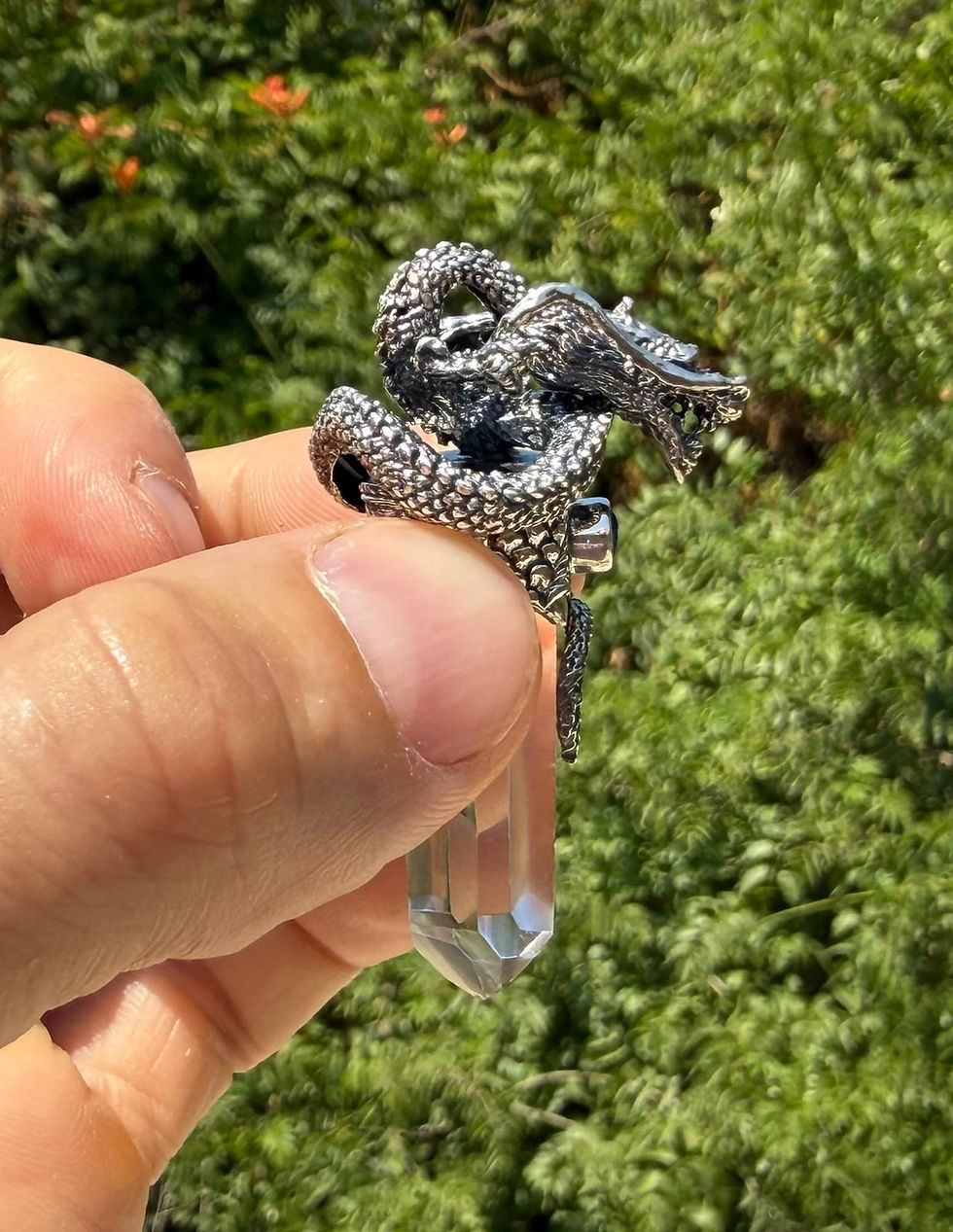 Miniaturbild: Bergkristall Drachen-Anhänger aus 925° Silber