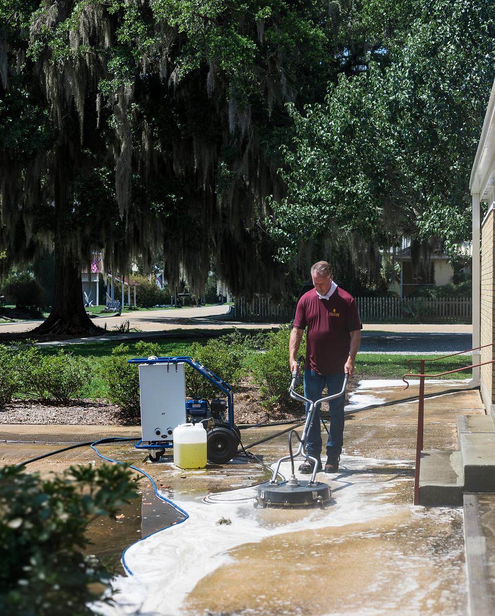 Pelican Striping Pressure Washing