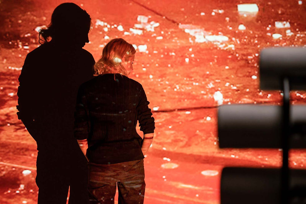 Andrea Riseborough dans Possessor de Brandon Cronenberg.