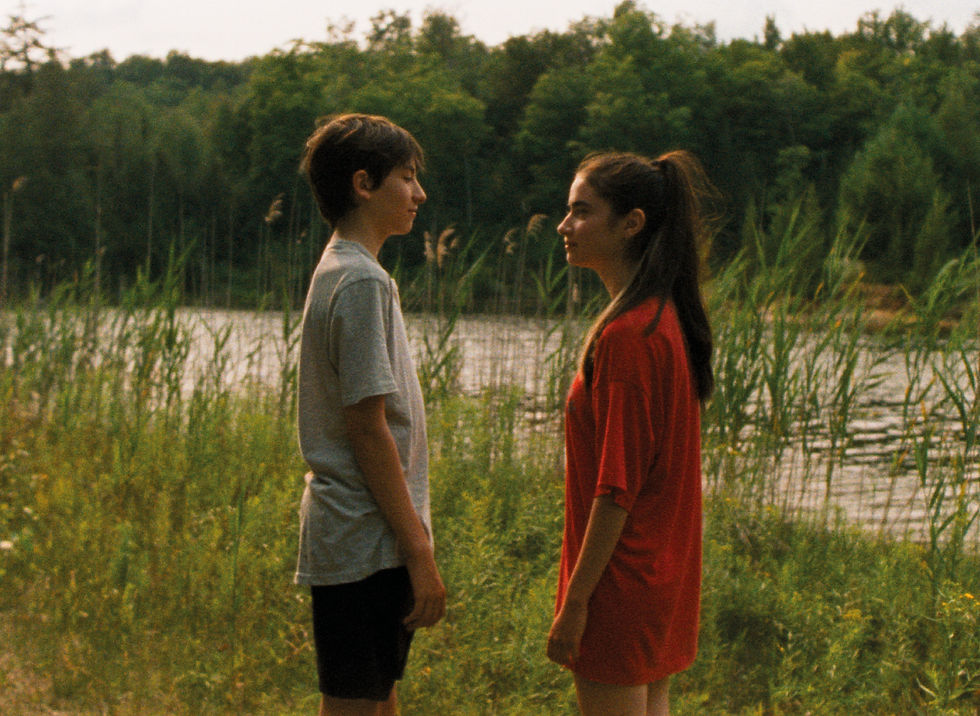 Falcon Lake de Charlotte Le Bon.