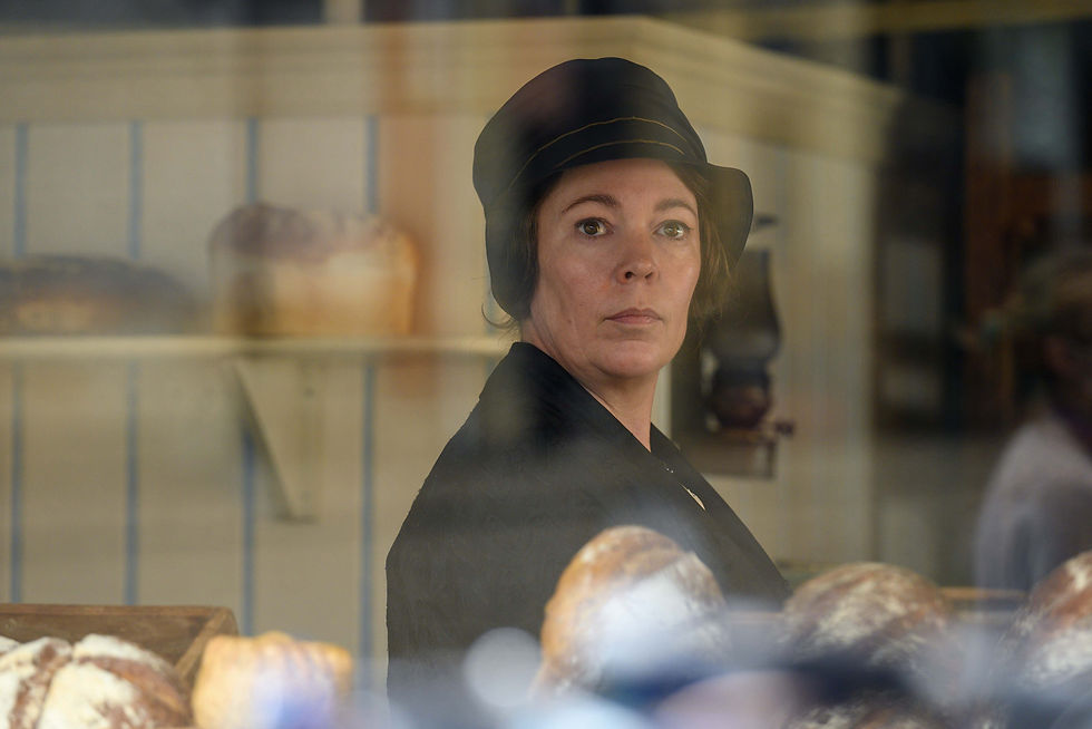 Olivia Colman dans Scandaleusement vôtre (Little Wicked Letters) de Thea Sharrock.