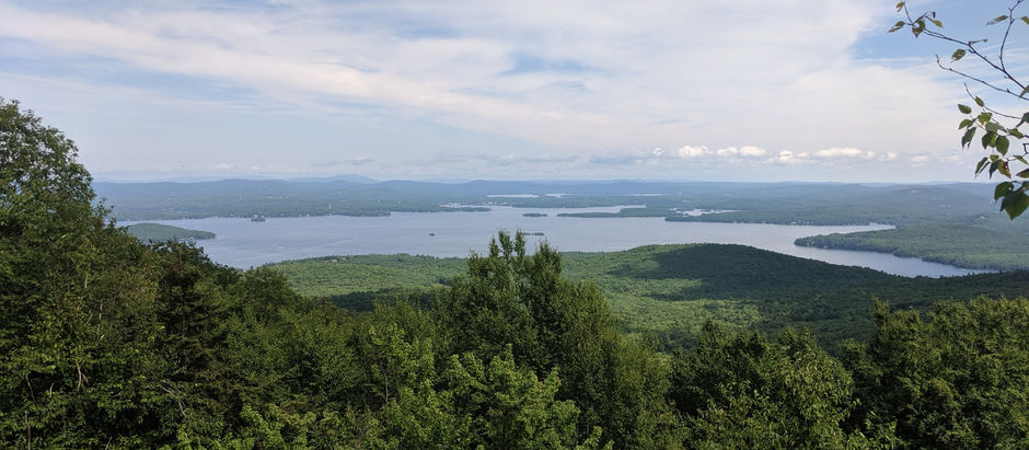 Major, Straightback, Anna, and The Quarries: An Unexpectedly Challenging Hike in the Belknaps