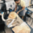 Навчитись ліпити з глини як професіонал на курсі кераміки. Скульптури, світильники, панно, вази та багато всього іншого