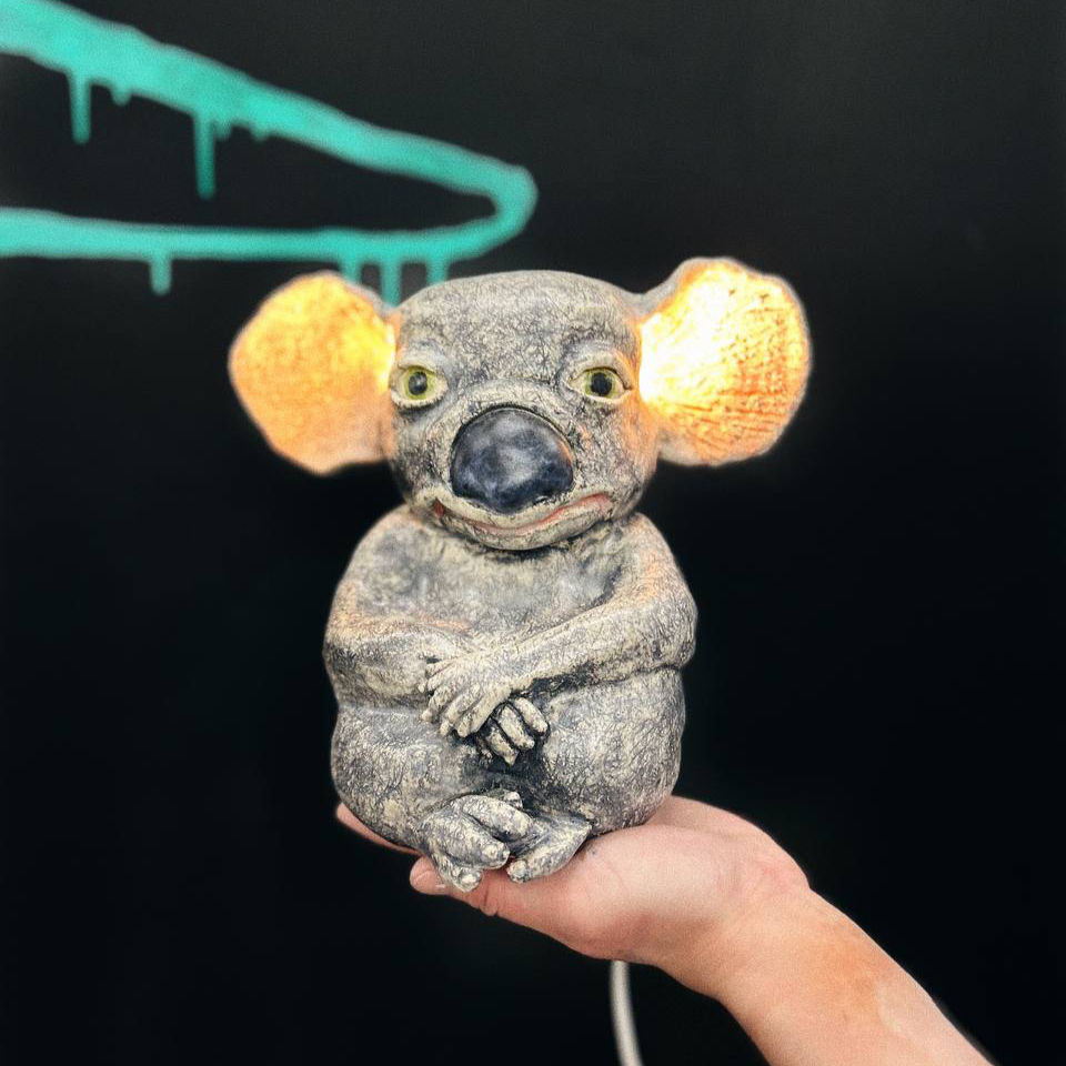 Навчитись ліпити і розписувати керамічні скульптури, світильники та вази на курсах ліпки kustceramics