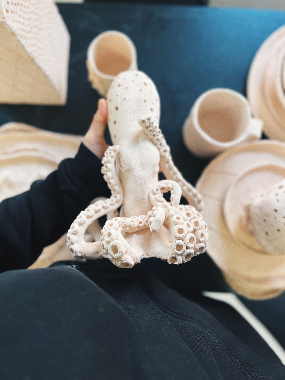 Прев'ю: Світильник восьминіг створений на майстер-класі в студії кераміки KUST