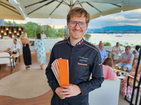 Cap d’Antibes : Le Rooftop Club Bacon, l’Instant suspendu, les pieds dans le ciel