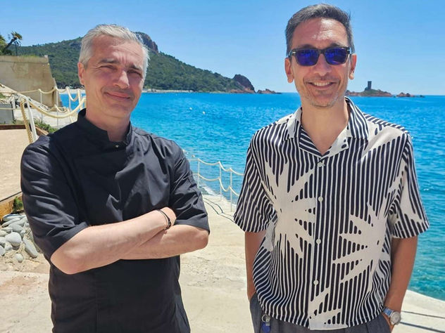 Agay-Saint-Raphaël : Estelo, la table solaire des Roches Rouges.